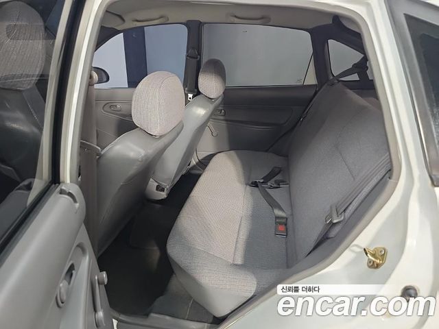 Kia Avella 1997 — photo 12