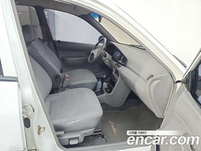 Kia Avella 1997 — photo 17