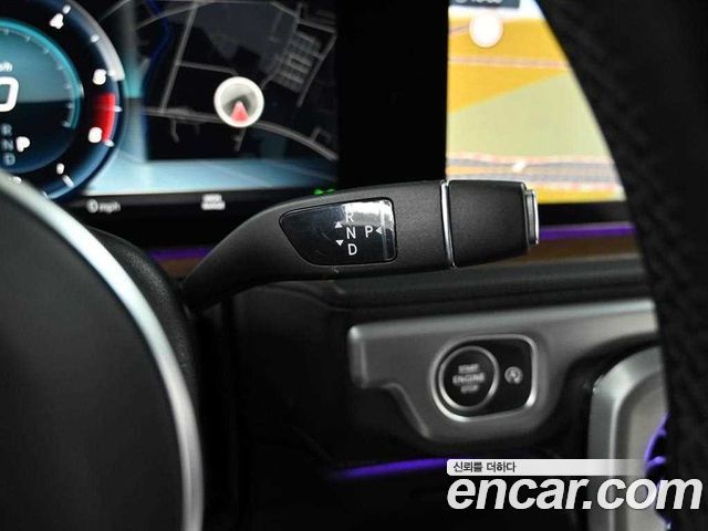 Mercedes-Benz G-Class 2021 — photo 9