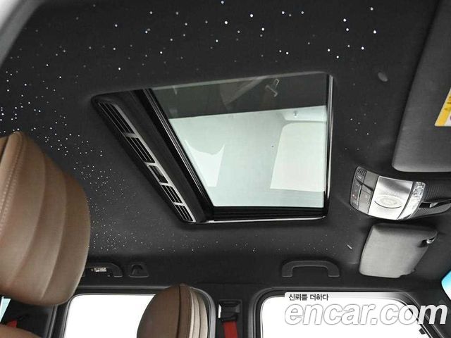 Mercedes-Benz G-Class 2021 — photo 18