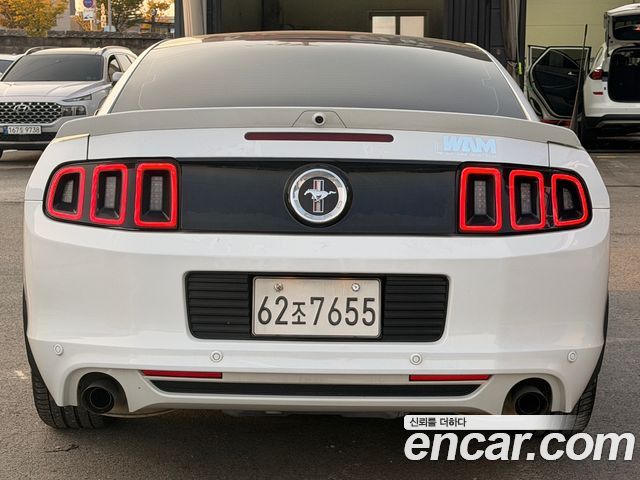 Ford Mustang 2014 — photo 6