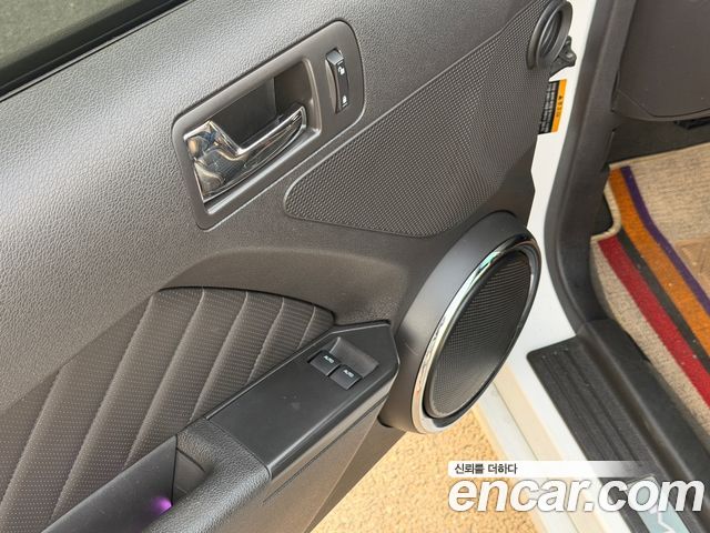 Ford Mustang 2014 — photo 8