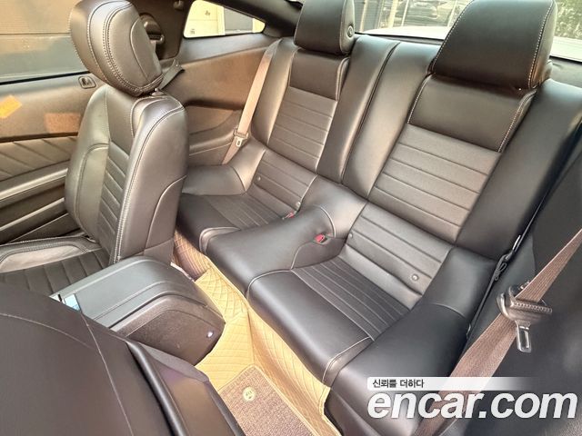 Ford Mustang 2014 — photo 10