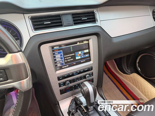 Ford Mustang 2014 — photo 15