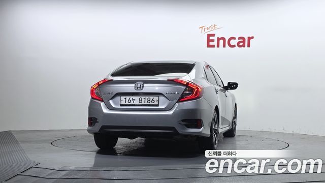 Honda Civic 2017 — photo 4