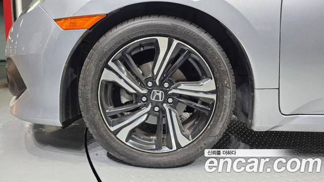 Honda Civic 2017 — photo 5