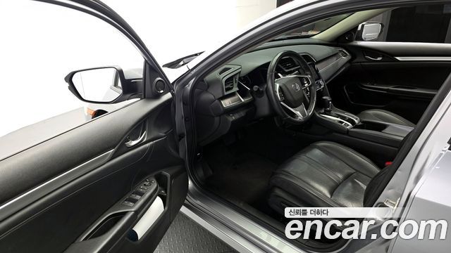 Honda Civic 2017 — photo 13