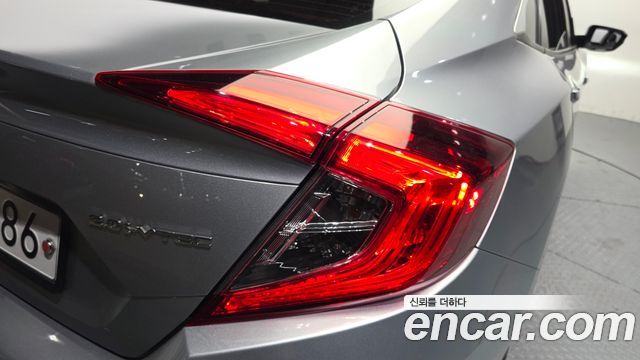 Honda Civic 2017 — photo 9