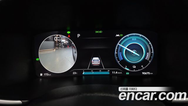 Hyundai Santafe 2022 — photo 11