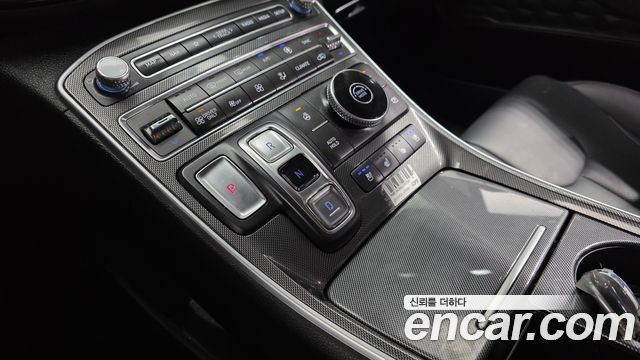 Hyundai Santafe 2022 — photo 12