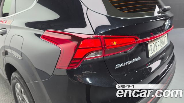 Hyundai Santafe 2022 — photo 9