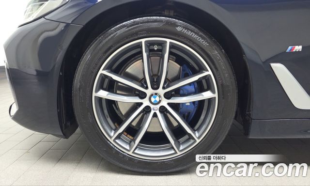BMW 5-Series 2023 — photo 5