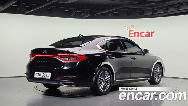 Hyundai Grandeur 2018 — photo 2