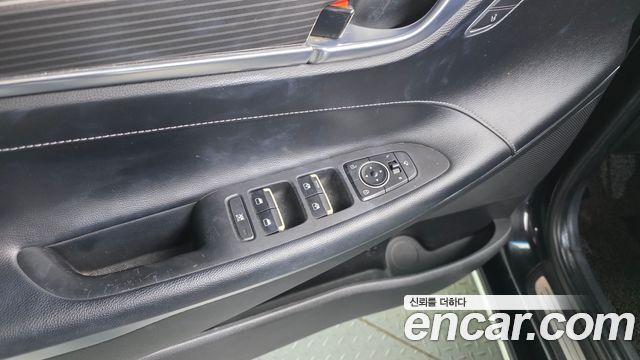 Hyundai Grandeur 2018 — photo 18