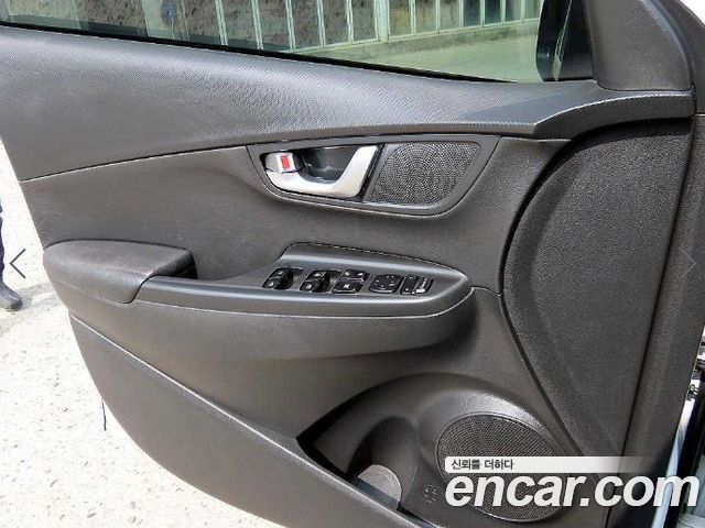 Hyundai Kona 2022 — photo 9