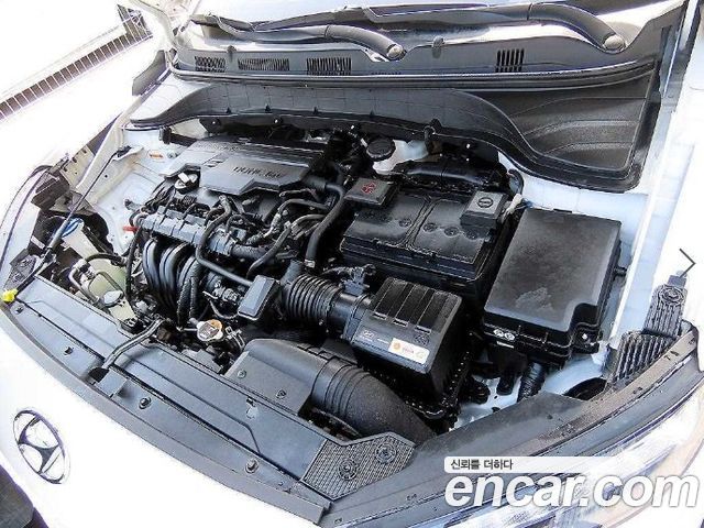 Hyundai Kona 2022 — photo 12