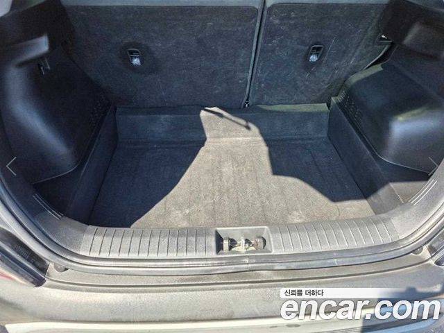 Hyundai Kona 2022 — photo 17