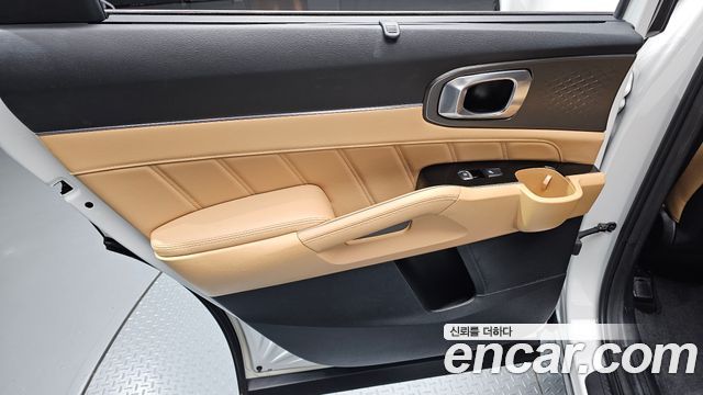 Kia Sorento 2023 — photo 15
