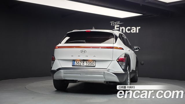 Hyundai Kona 2023 — photo 4