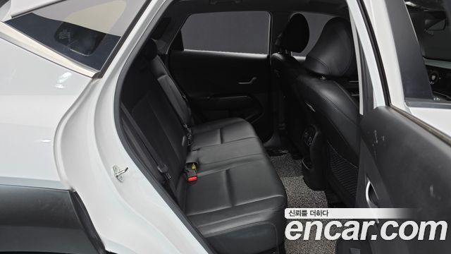 Hyundai Kona 2023 — photo 12