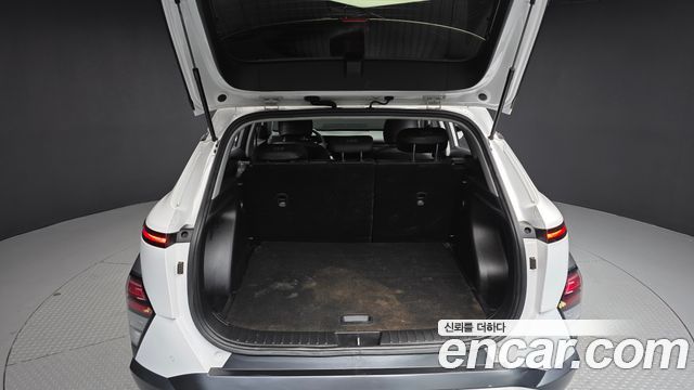 Hyundai Kona 2023 — photo 20
