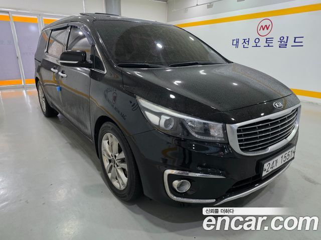 Kia Canival 2015 — photo 3