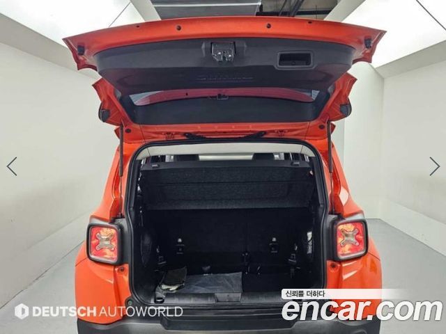 Jeep Renegade 2019 — photo 19