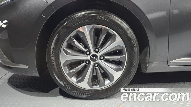 Kia K8 2022 — photo 5