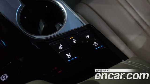 Kia K8 2022 — photo 26