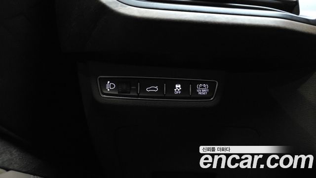 Kia K8 2022 — photo 28