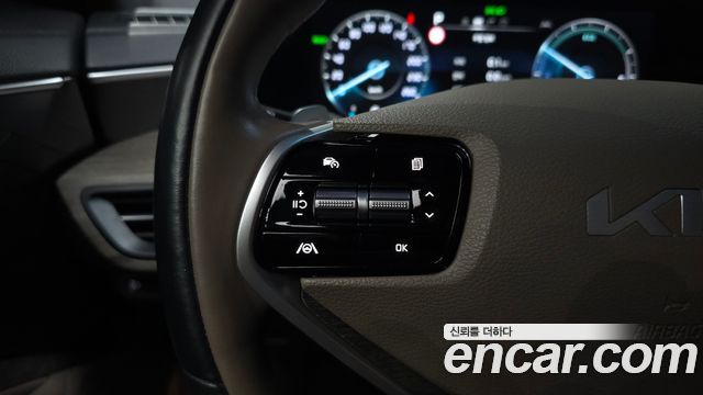 Kia K8 2022 — photo 31