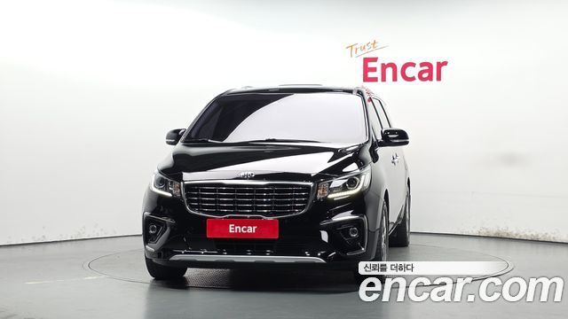 Kia Canival 2019 — photo 3