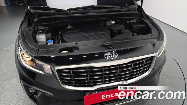 Kia Canival 2019 — photo 6