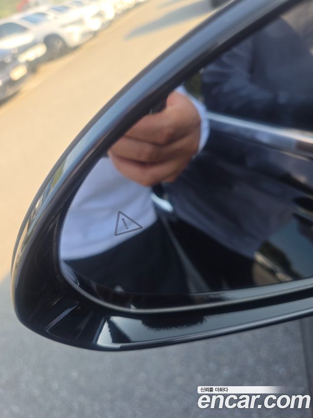 Genesis G80 2022 — photo 10