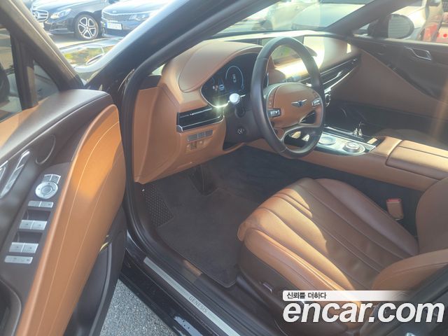 Genesis G80 2022 — photo 11