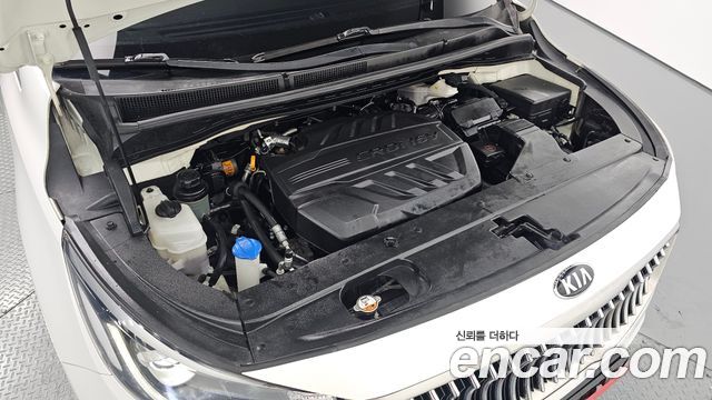 Kia Canival 2019 — photo 6