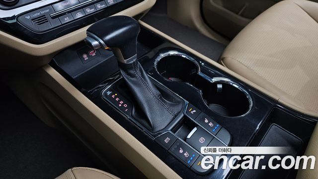 Kia Canival 2019 — photo 9