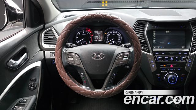 Hyundai Santafe 2018 — photo 19