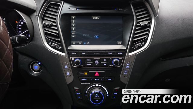 Hyundai Santafe 2018 — photo 20