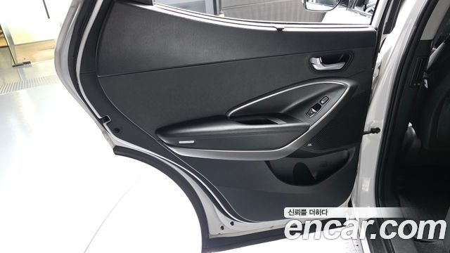 Hyundai Santafe 2018 — photo 15