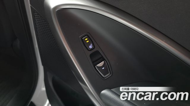 Hyundai Santafe 2018 — photo 27