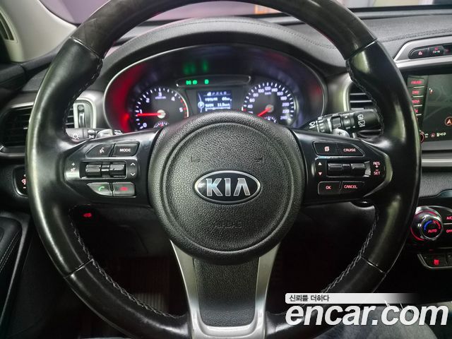 Kia Sorento 2017 — photo 11