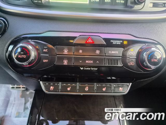Kia Sorento 2017 — photo 13
