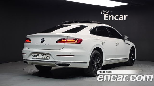 Volkswagen Arteon 2018 — photo 2