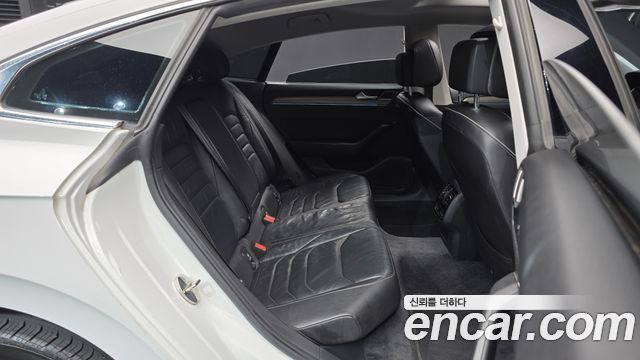 Volkswagen Arteon 2018 — photo 12