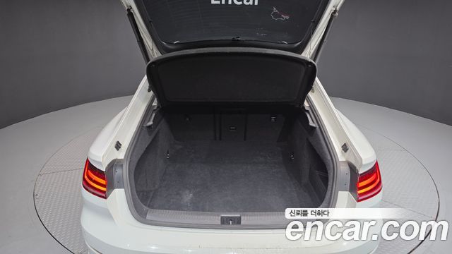Volkswagen Arteon 2018 — photo 20