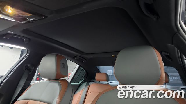 BMW 5-Series 2024 — photo 22
