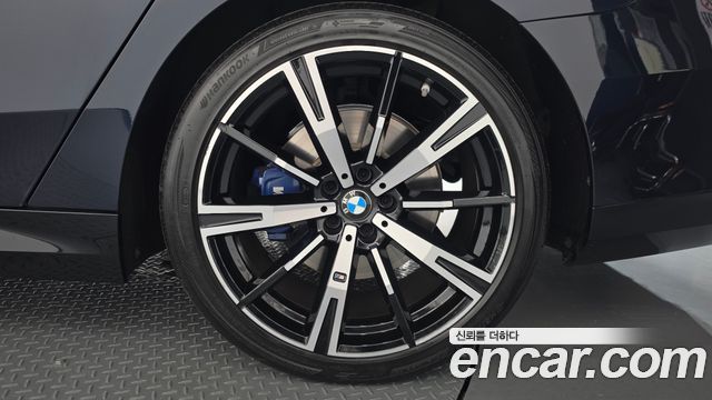 BMW 5-Series 2024 — photo 7