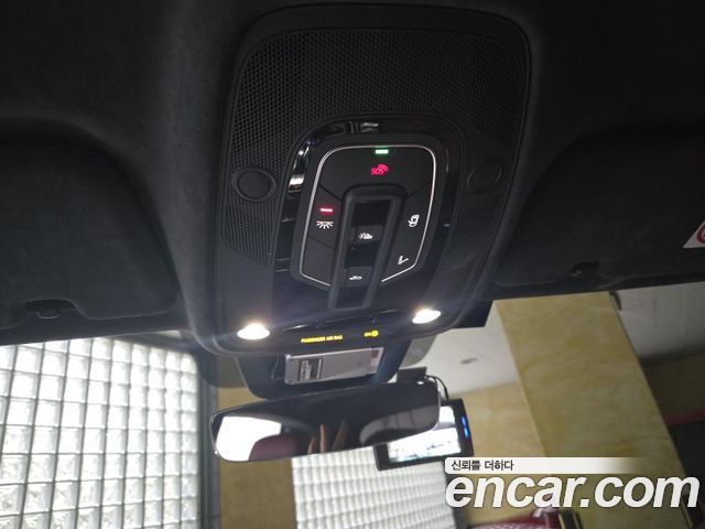 Audi SQ8 2021 — photo 10