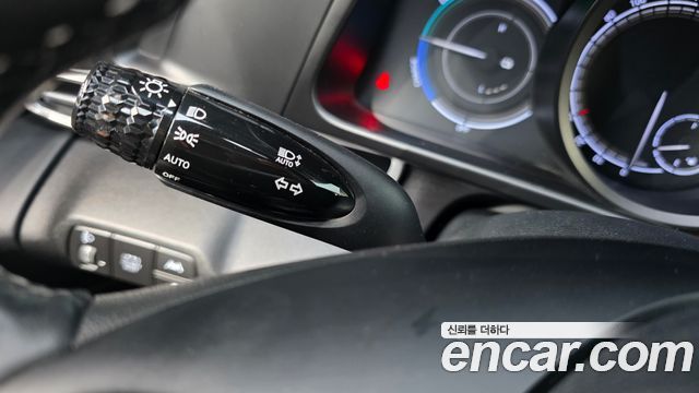 Hyundai AVANTE 2023 — photo 18